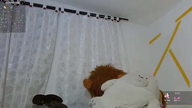 Matthew Boy  online show from February 18, 8:16 am