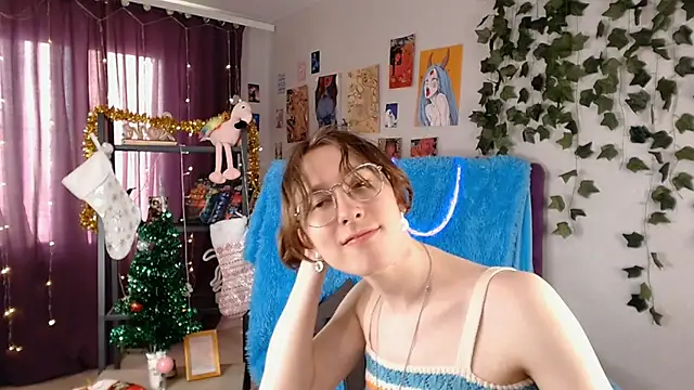 Hermione Reid online show from January 12, 10:45 am