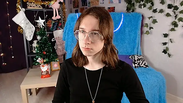 Hermione Reid online show from January 12, 4:42 am