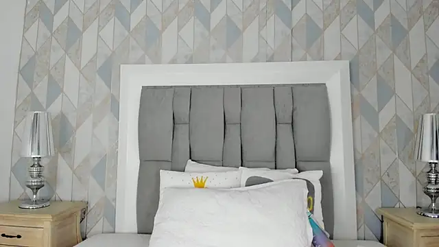 Snapshot of anais_cooper chatting on October 2, 11:46 am anais cooper online show from October 2, 11:46 am