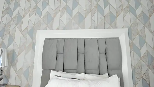 Snapshot of anais_cooper chatting on September 21, 11:37 am anais cooper online show from September 21, 11:37 am