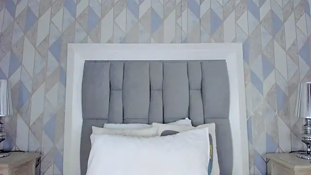 Snapshot of anais_cooper chatting on October 25, 11:42 am anais cooper online show from October 25, 11:42 am