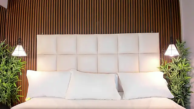 Snapshot of CailynBrowm chatting on December 21, 3:41 am CailynBrowm online show from December 21, 3:41 am