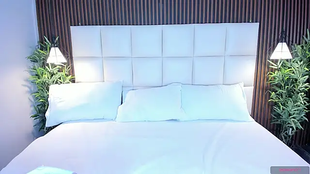 CailynBrowm online show from November 21, 4:55 am