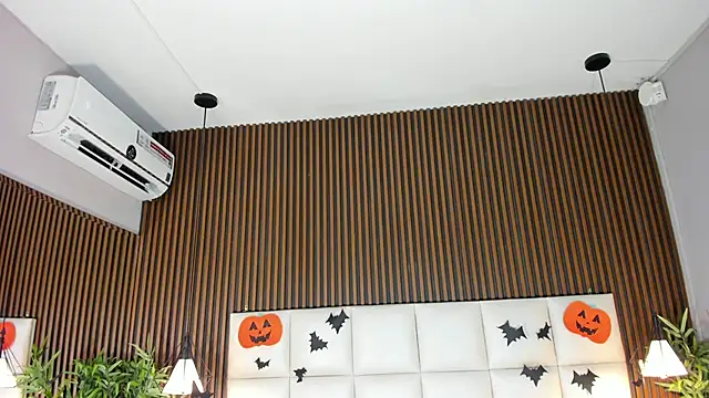 CailynBrowm online show from November 2, 4:28 am