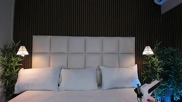 CailynBrowm online show from November 8, 4:38 am