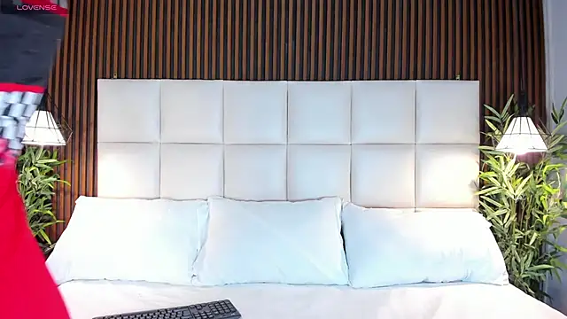 CailynBrowm online show from September 27, 4:40 am