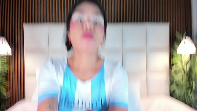 CailynBrowm online show from September 24, 4:30 am