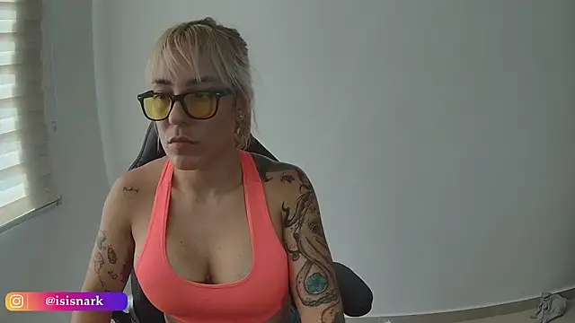 Snapshot of Isis69_ chatting on February 9, 3:10 pm Isis69 online show from February 9, 3:10 pm