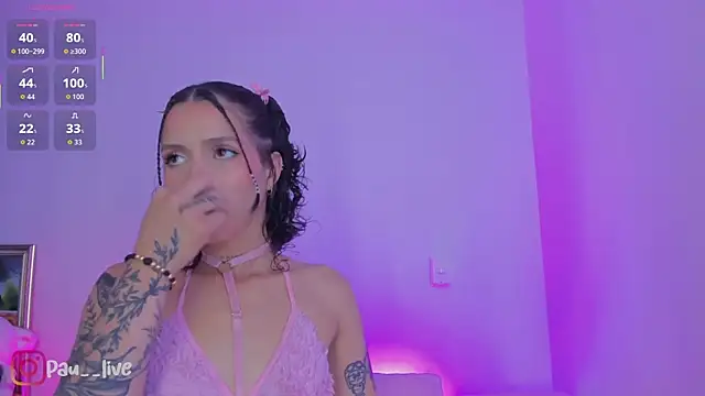 Snapshot of pau_live chatting on December 15, 2:17 am pau live online show from December 15, 2:17 am