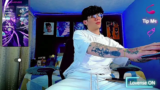 thiagomurphyy online show from November 20, 3:29 am