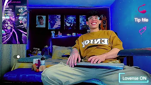 thiagomurphyy online show from October 22, 3:39 am