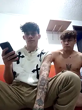 thiagomurphyy online show from October 27, 6:14 am