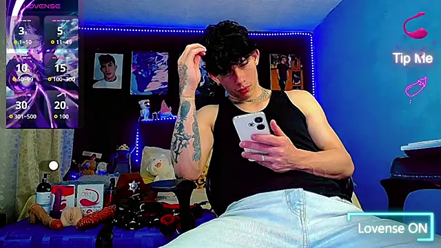 thiagomurphyy online show from November 7, 12:37 am