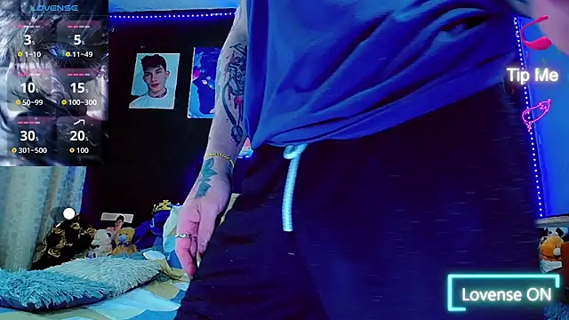 thiagomurphyy online show from December 5, 1:05 am