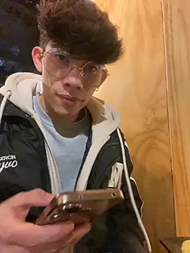 thiagomurphyy online show from November 13, 2:04 am