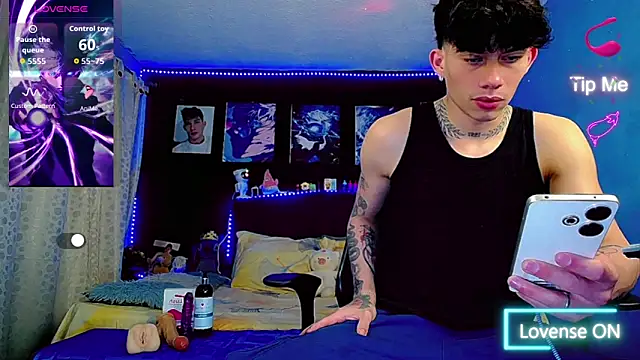 thiagomurphyy online show from October 24, 11:37 pm