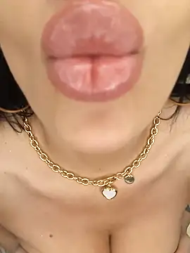 Snapshot of black_Pantherr69 chatting on March 9, 7:26 pm black Pantherr69 online show from March 9, 7:26 pm