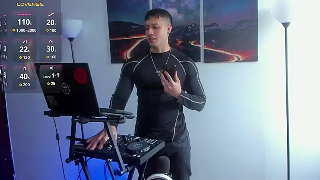 Snapshot of matt_saill chatting on November 8, 12:09 pm matt saill online show from November 8, 12:09 pm