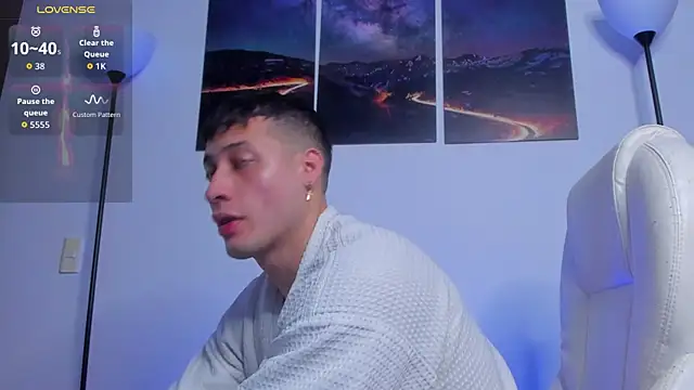 Snapshot of matt_saill chatting on December 2, 12:40 pm matt saill online show from December 2, 12:40 pm