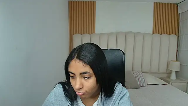 shaneelle online show from March 16, 3:03 am