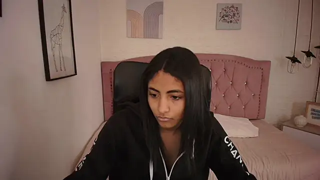 Snapshot of shaneelle chatting on November 20, 3:07 am shaneelle online show from November 20, 3:07 am