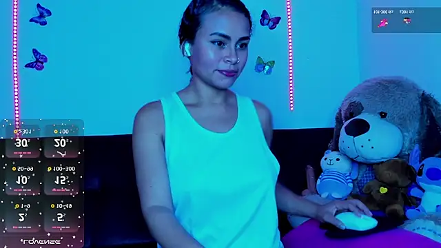 mia phalmer online show from October 18, 5:09 am