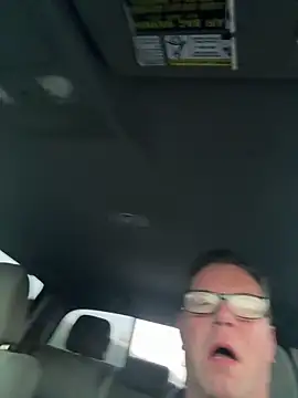 Goldenbear3111 online show from April 18, 10:50 am