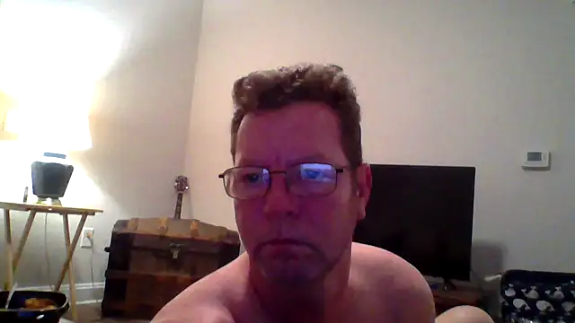 Goldenbear3111 online show from April 14, 3:55 am