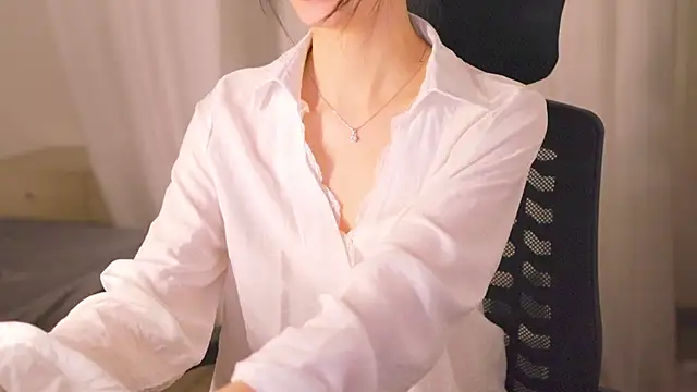 Snapshot of sinnn chatting on October 28, 3:55 pm sinnn online show from October 28, 3:55 pm