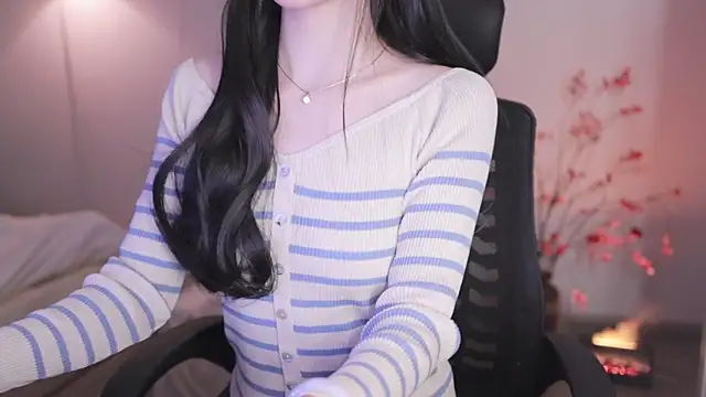 sinnn online show from February 8, 4:15 pm