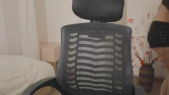 sinnn online show from December 19, 4:20 pm