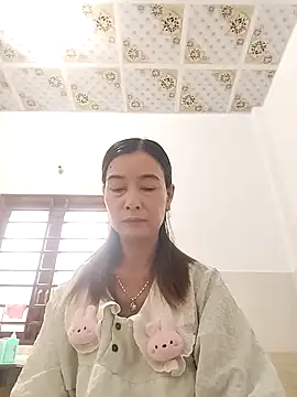 Sexy-ladyboobs20 online show from May 10, 5:11 am