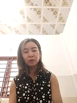 Sexy-ladyboobs20 online show from October 24, 1:26 am