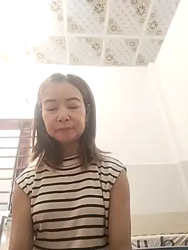 Sexy-ladyboobs20 online show from November 13, 1:09 am