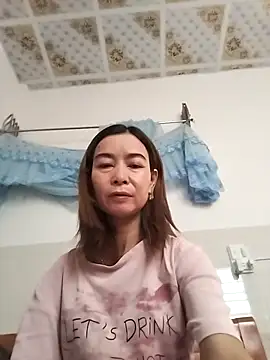 Sexy-ladyboobs20 online show from December 23, 5:18 am