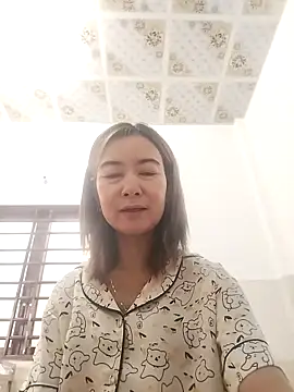 Sexy-ladyboobs20 online show from November 1, 1:45 am