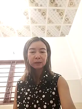 Sexy-ladyboobs20 online show from December 5, 2:43 am