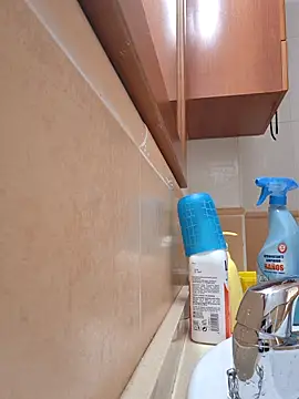 katymojadit online show from November 28, 9:20 am