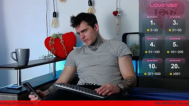 CarterCole online show from February 9, 8:10 am