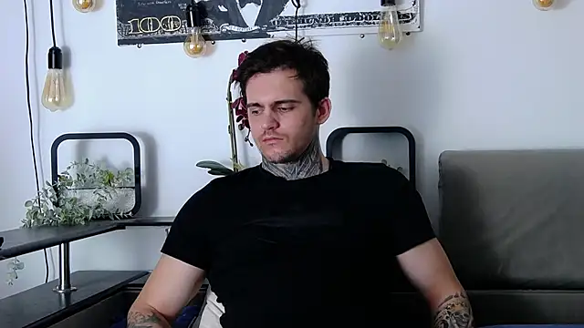 CarterCole online show from March 1, 5:16 pm