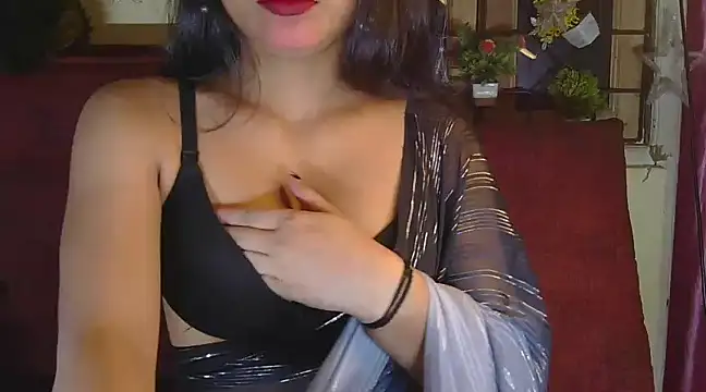 Snapshot of sexy_shivi chatting on January 21, 6:34 pm sexy shivi online show from January 21, 6:34 pm