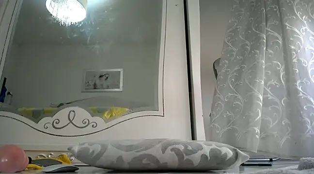 Porcellinahotxx online show from December 11, 7:53 am