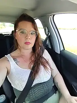 XXJulieXXhot online show from May 25, 11:53 am