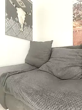 XXJulieXXhot online show from February 1, 12:14 pm