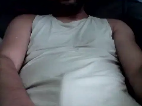 Snapshot of HornyBeachBoyBR chatting on September 25, 2:23 pm HornyBeachBoyBR online show from September 25, 2:23 pm