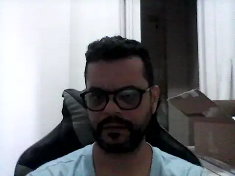 HornyBeachBoyBR online show from July 31, 1:43 pm