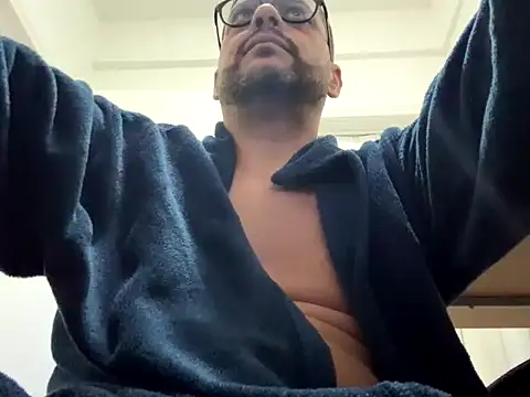 HornyBeachBoyBR online show from July 17, 2:36 pm