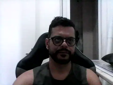 HornyBeachBoyBR online show from August 1, 1:42 pm