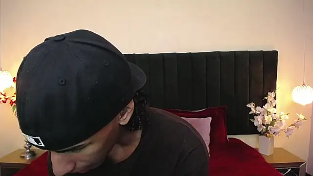 soft attraction online show from February 23, 7:47 pm